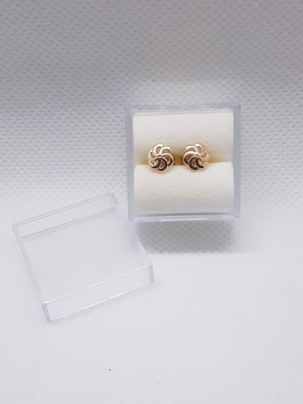 HOST PICK!!  NEW 14kt yellow gold petite minimalist post earrings